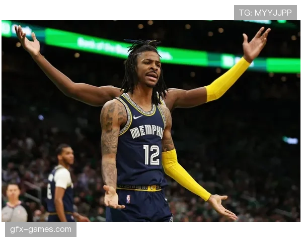 莫兰特夜店蹦迪到凌晨，第二天训练迟到还晒新买的百万钻表